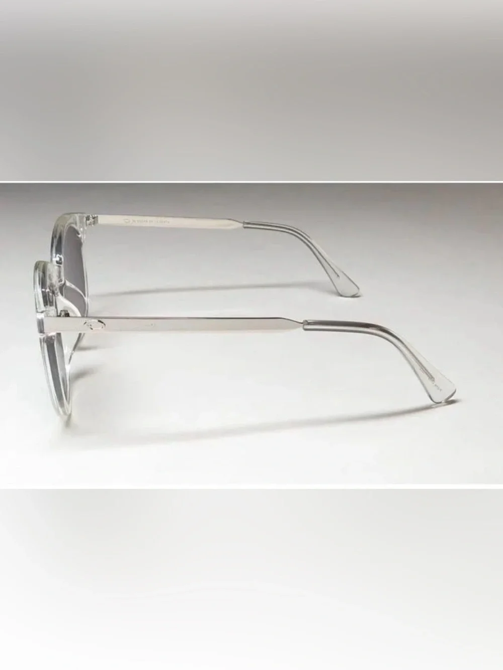Oscar by Oscar de la Renta Sunglasses Clear Frame Pink Green Mirrored Lenses NEW